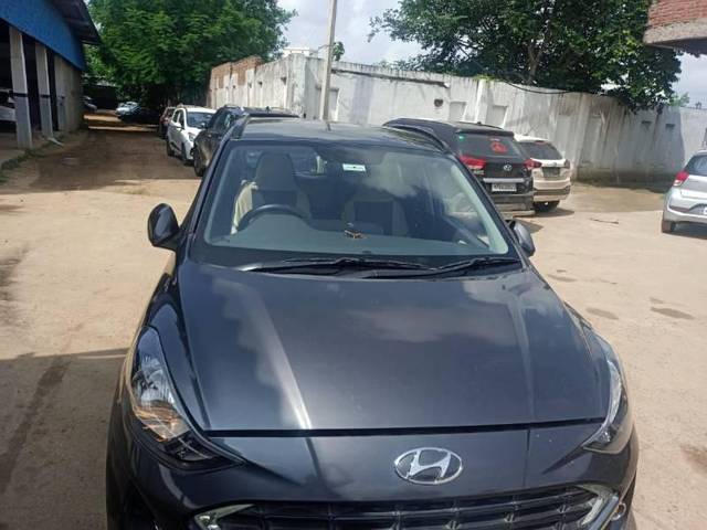 https://images10.gaadi.com/usedcar_image/3673552/original/processed_2584ca3a-0fdd-476a-88c1-af12998fbd52.jpg?imwidth=6402