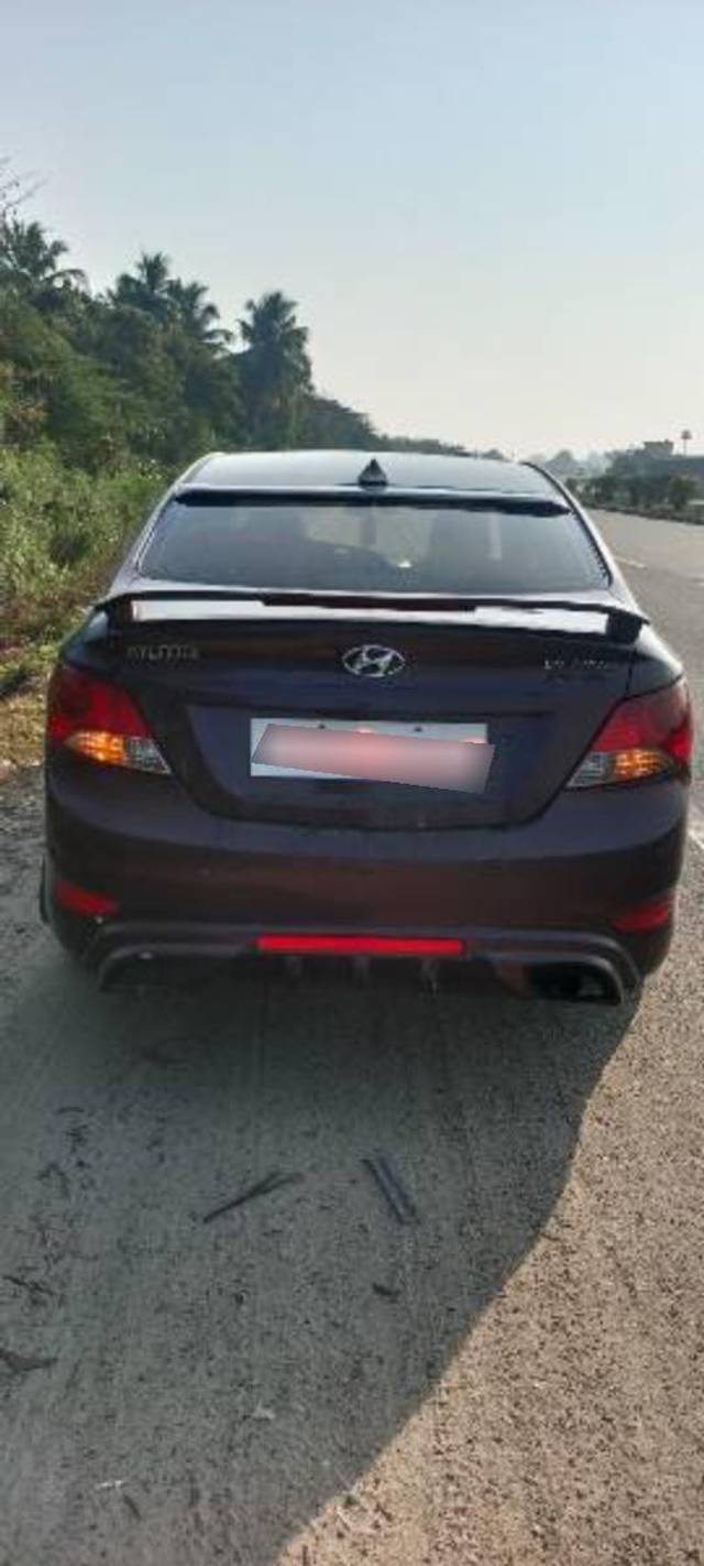 https://images10.gaadi.com/usedcar_image/3673585/original/processed_bea1ce8c-d756-4be0-8410-1aec0cd5cb4e.jpg?imwidth=6400