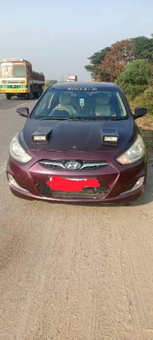 https://images10.gaadi.com/usedcar_image/3673585/original/processed_c388adda-a574-4661-bd5b-b003ee186f75.jpg?imwidth=6401
