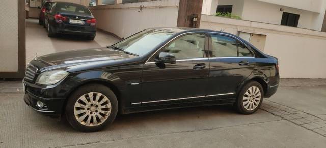 https://images10.gaadi.com/usedcar_image/3673817/original/09__VCC_IMG_1699501715659_1817067_95_1699501724.jpg?imwidth=6401