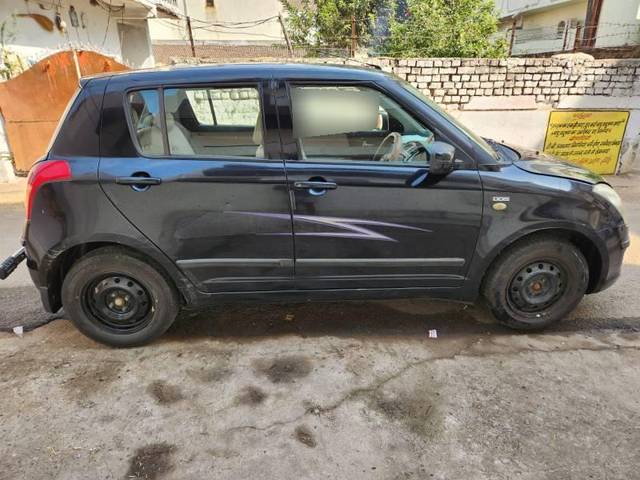 https://images10.gaadi.com/usedcar_image/3673828/original/processed_492795bb-ef5b-4a44-a126-a68ee070c767.jpg?imwidth=6401