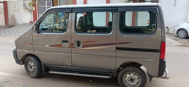 https://images10.gaadi.com/usedcar_image/3673879/original/09__VCC_IMG_1699502755905_1817068_95_1699502994.jpg?imwidth=6401