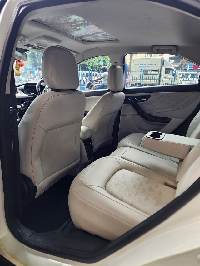 Second-hand 2020 Tata Nexon EV XZ Plus Lux for sale in Kolkata-8