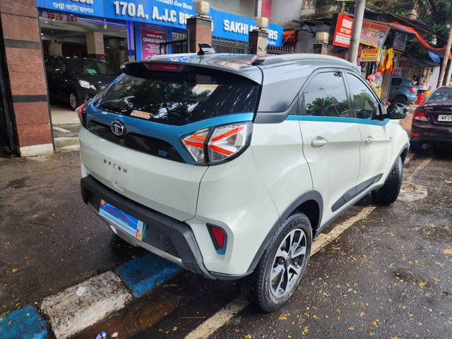 Second-hand 2020 Tata Nexon EV XZ Plus Lux for sale in Kolkata-5