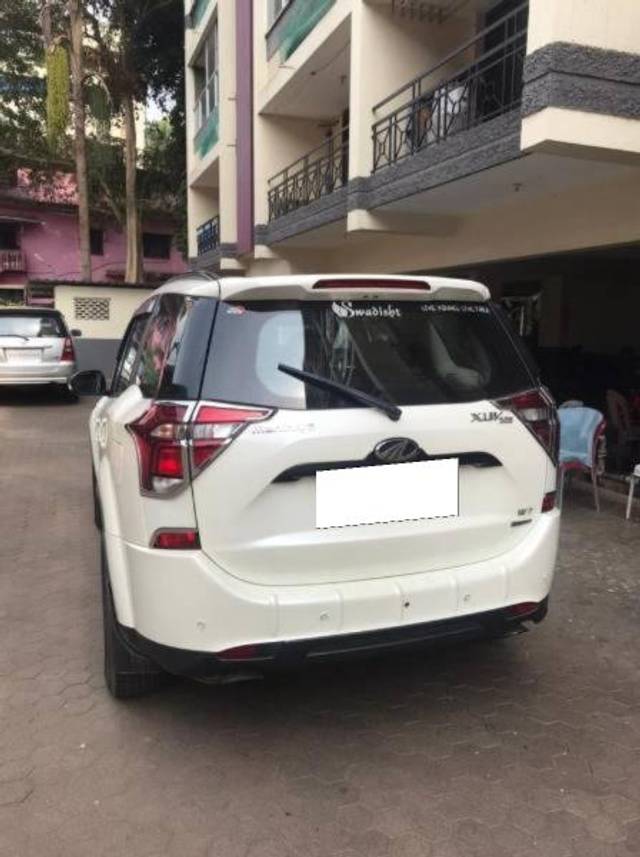 https://images10.gaadi.com/usedcar_image/3673958/original/processed_d340dbe6-0d4c-49e6-b673-64f5e0a385c7.jpg?imwidth=6401