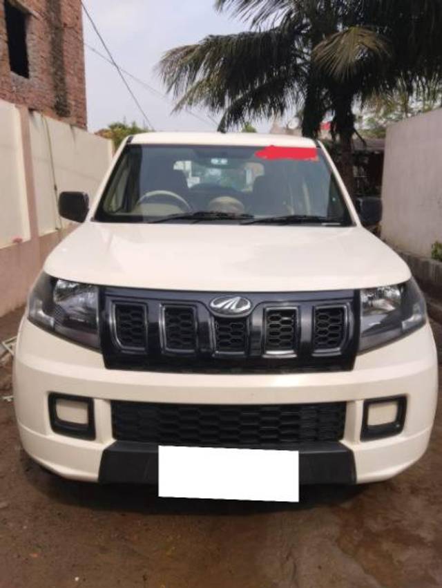 https://images10.gaadi.com/usedcar_image/3674005/original/processed_29268147-b982-4f20-987e-7e70713a1692.jpg?imwidth=6401