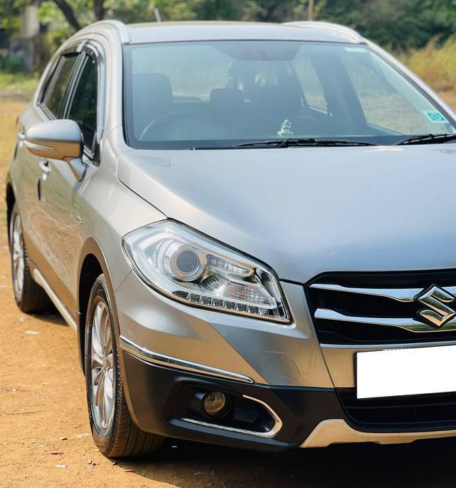 https://images10.gaadi.com/usedcar_image/3674010/original/processed_img2915477__used_car_2915477_1700117334.jpg?imwidth=6400