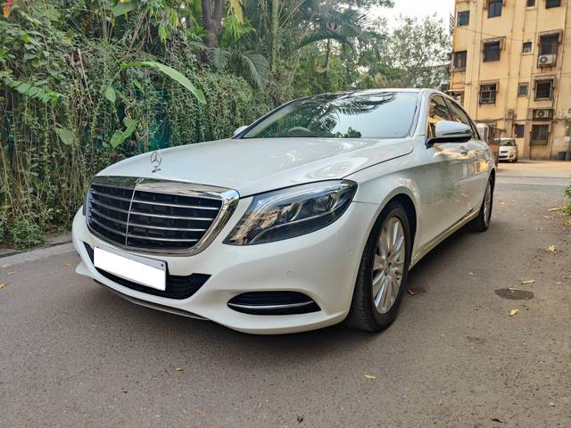 https://images10.gaadi.com/usedcar_image/3674022/original/processed_img2915479__usedcar_whatsappimage2023_11_21at31605pm_2915479_1701331841.jpeg?imwidth=6402