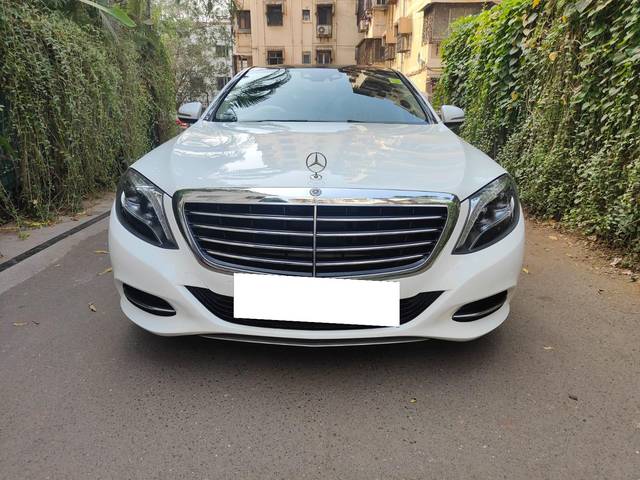 https://images10.gaadi.com/usedcar_image/3674022/original/processed_img2915479__usedcar_whatsappimage2023_11_21at31623pm_2915479_1701331842.jpeg?imwidth=6400
