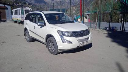 Mahindra XUV500 W8 2WD Mahindra XUV500 W8 2WD