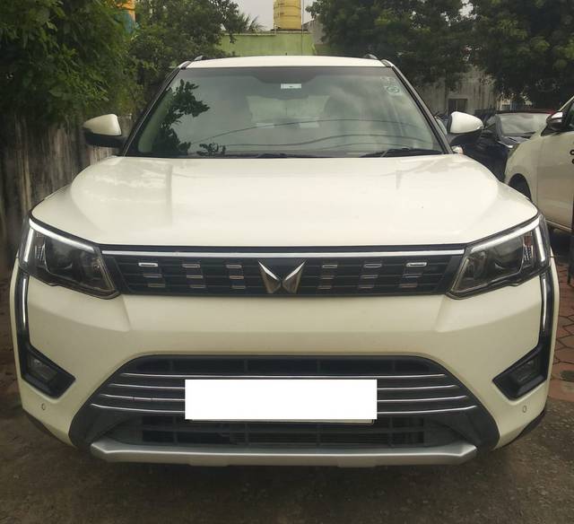 https://images10.gaadi.com/usedcar_image/3674059/original/img2915494__used_car_2915494_1700119604.jpg?imwidth=6400