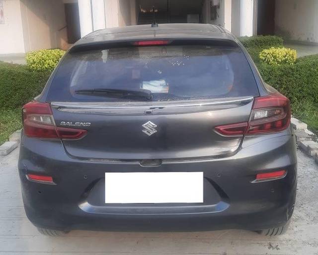 https://images10.gaadi.com/usedcar_image/3674089/original/processed_383e3389-d1fe-4d3e-856e-870456c284c9.jpg?imwidth=6402