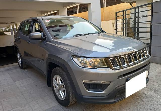 https://images10.gaadi.com/usedcar_image/3674091/original/processed_img2915514__usedcar_3_2021700120307_1700120369.jpg?imwidth=6400