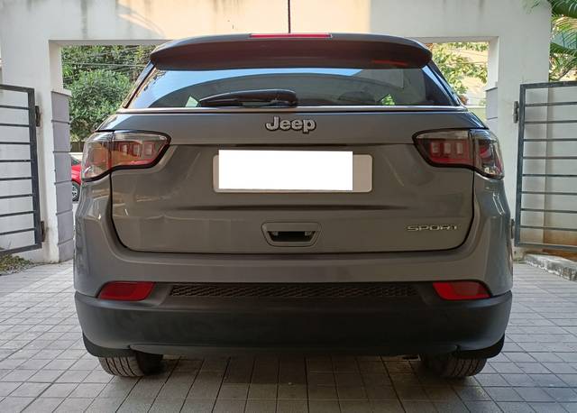 https://images10.gaadi.com/usedcar_image/3674091/original/processed_img2915514__usedcar_img20211222160257_2021700120307_1700120372.jpg?imwidth=6401