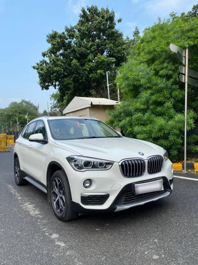 https://images10.gaadi.com/usedcar_image/3674156/original/processed_img2915555__used_car_2915555_1700122922.jpg?imwidth=6400
