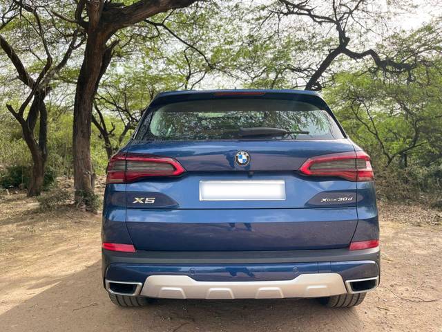 https://images10.gaadi.com/usedcar_image/3674166/original/processed_img2915559__used_car_2915559_1700123169.jpg?imwidth=6402
