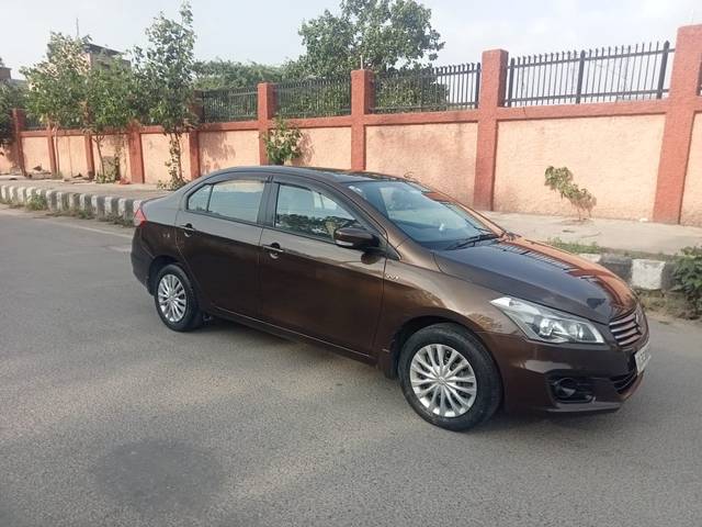 https://images10.gaadi.com/usedcar_image/3674266/original/img2915622__used_car_2915622_1700126494.jpg?imwidth=6400