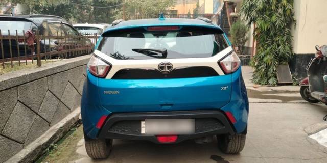 https://images10.gaadi.com/usedcar_image/3674297/original/09__VCC_1817312_96_1699518787.jpg?imwidth=6402