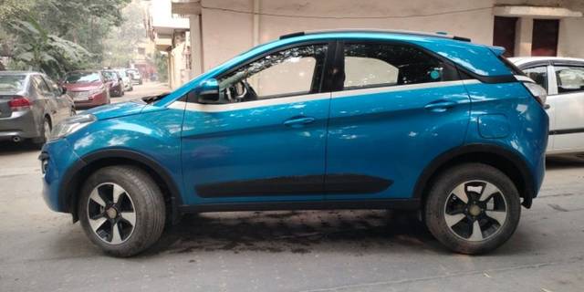https://images10.gaadi.com/usedcar_image/3674297/original/09__VCC_IMG_1699517043846_1817312_95_1699517072.jpg?imwidth=6401