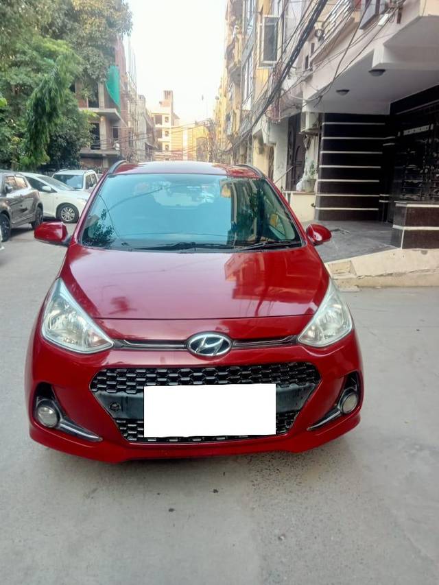 https://images10.gaadi.com/usedcar_image/3674319/original/processed_img2915658__used_car_2915658_1700127391.jpg?imwidth=6402