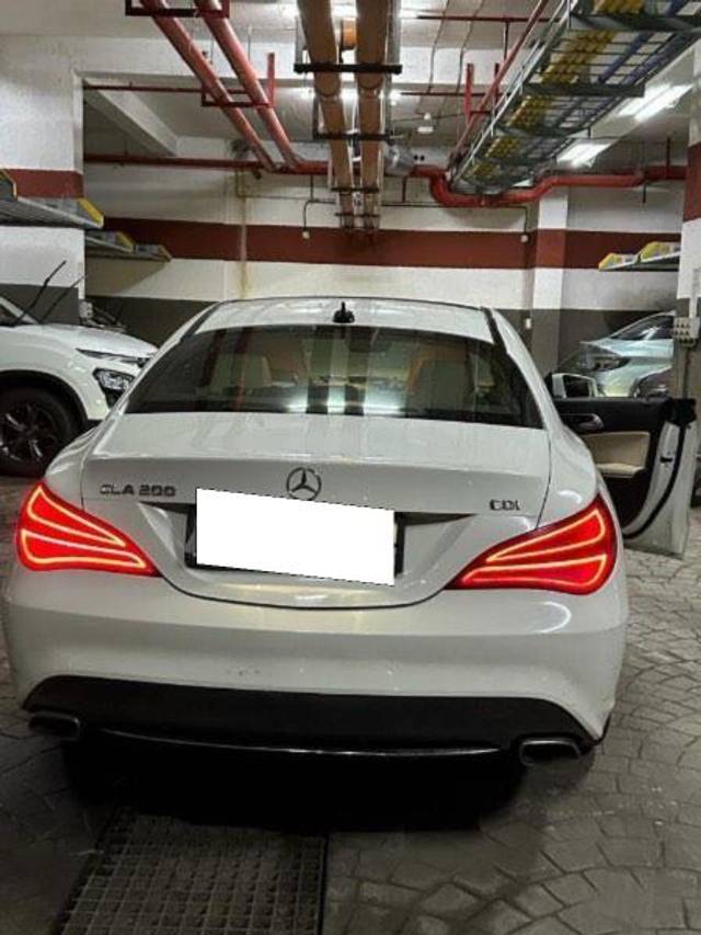 https://images10.gaadi.com/usedcar_image/3674412/original/processed_06209297-5c89-42d0-88da-dbe0bed1180e.jpeg?imwidth=6401