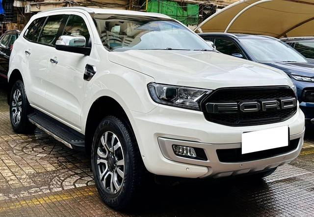 https://images10.gaadi.com/usedcar_image/3674482/original/processed_img2915751__used_car_2915751_1700132363.jpg?imwidth=6400