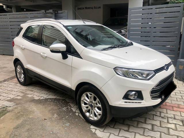 https://images10.gaadi.com/usedcar_image/3674496/original/processed_img2915757__used_car_2915757_1700132840.jpg?imwidth=6400