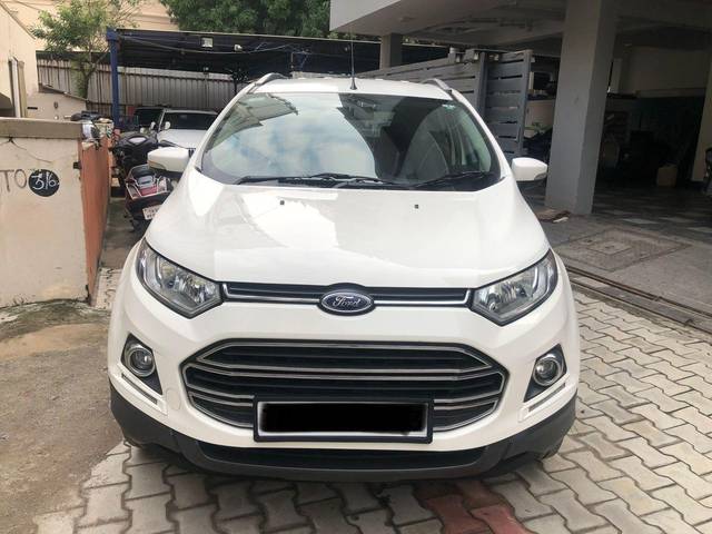https://images10.gaadi.com/usedcar_image/3674496/original/processed_img2915757__used_car_2915757_1700132842.jpg?imwidth=6401