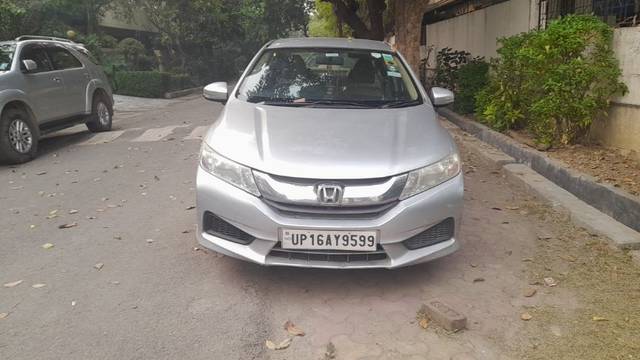 https://images10.gaadi.com/usedcar_image/3674556/original/09__VCC_IMG_1699524831638_1817489_94_1699525108.jpg?imwidth=6401
