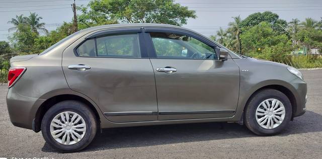 https://images10.gaadi.com/usedcar_image/3674659/original/593602__right_side_view-20231113163912.jpeg?imwidth=6400