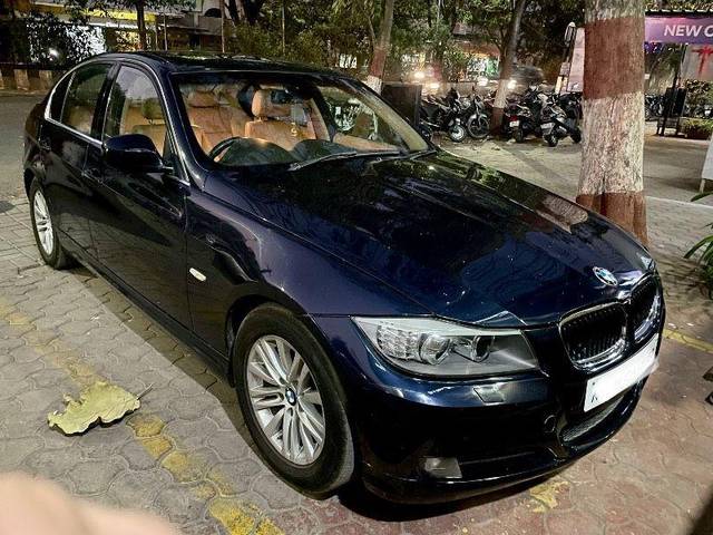 https://images10.gaadi.com/usedcar_image/3675168/original/processed_a868de9c-138d-49cc-a969-57241a2e9d95.jpeg?imwidth=6400