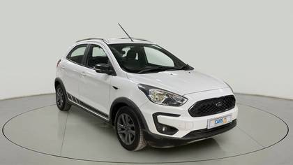 Ford Freestyle Titanium Diesel BSIV Ford Freestyle Titanium Diesel BSIV