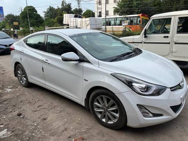https://images10.gaadi.com/usedcar_image/3675242/original/processed_2f8c4bc0-35a7-4a86-bdee-2602c079b869.jpg?imwidth=6401