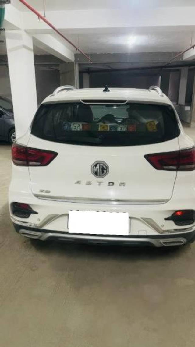https://images10.gaadi.com/usedcar_image/3675253/original/processed_2be25488-cd51-4a23-8b3d-04b039315934.jpeg?imwidth=6402