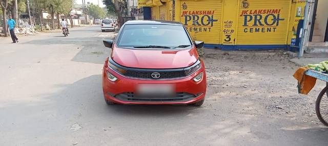 https://images10.gaadi.com/usedcar_image/3675500/original/10__VCC_1817741_94_1699594357.jpg?imwidth=6400