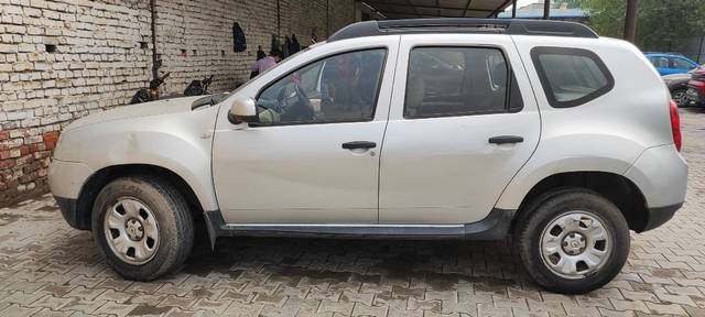 https://images10.gaadi.com/usedcar_image/3675514/original/10__VCC_IMG_1699593307028_1817733_95_1699593417.jpg?imwidth=6401
