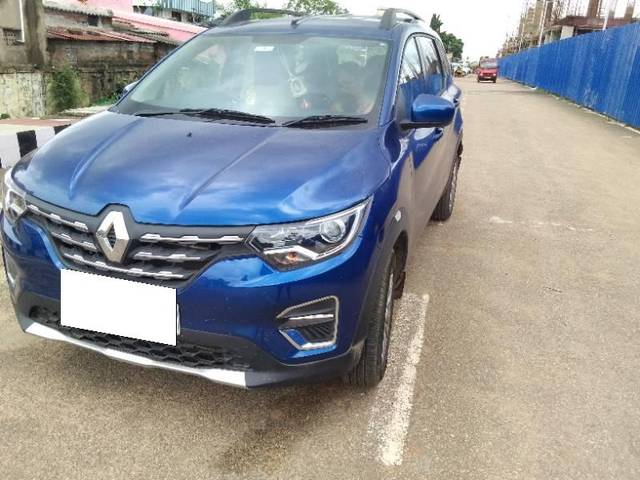 https://images10.gaadi.com/usedcar_image/3675559/original/processed_ee086997-f36e-44d3-bccd-5098c58e2f59.jpg?imwidth=6401