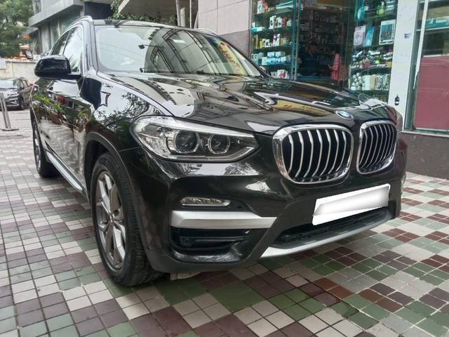 https://images10.gaadi.com/usedcar_image/3675565/original/processed_img2916135__usedcar_whatsappimage2023_07_17at173435_1__1301700203846_1700203875.jpeg?imwidth=6400