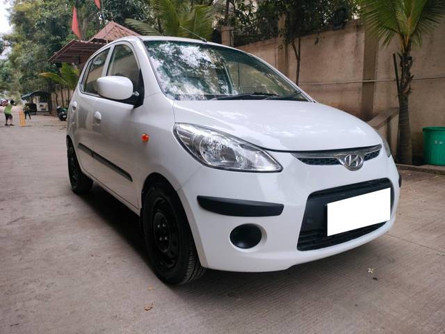 https://images10.gaadi.com/usedcar_image/3675567/original/processed_img2916137__used_car_2916137_1700204047.jpg?imwidth=6401