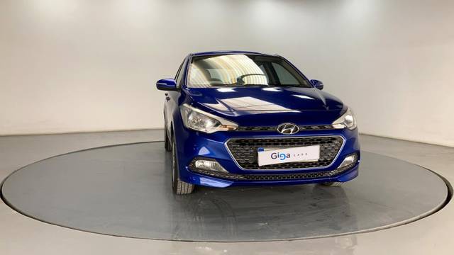https://images10.gaadi.com/usedcar_image/3675621/original/processed_img2916169__usedcar_i9_276591700204916_1700204947.jpg?imwidth=6400