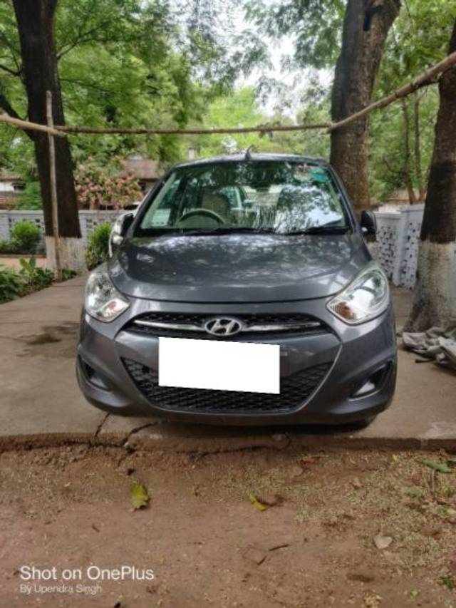 https://images10.gaadi.com/usedcar_image/3675634/original/processed_a861963a-3692-434d-a146-226cf50dab5d.jpg?imwidth=6402