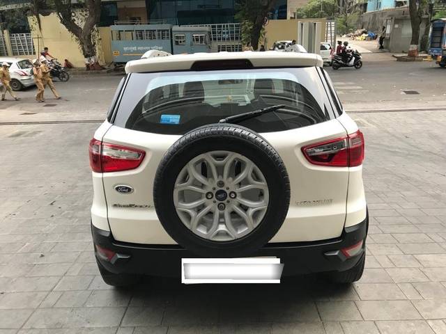 https://images10.gaadi.com/usedcar_image/3675635/original/processed_img2916179__usedcar_whatsappimage2023_11_09at110846_1301700205631_1700205652.jpeg?imwidth=6402