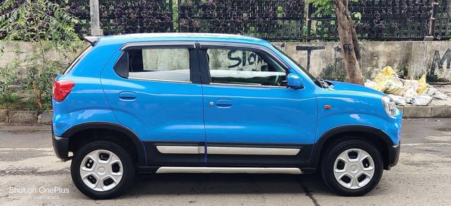 https://images10.gaadi.com/usedcar_image/3675641/original/processed_img2916184__used_car_2916184_1700215939.jpg?imwidth=6401