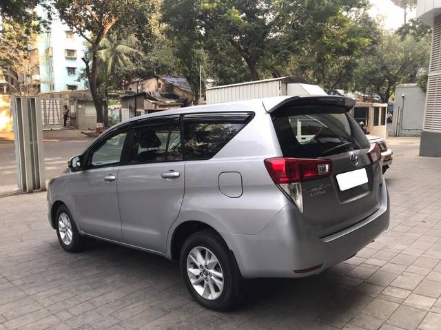 https://images10.gaadi.com/usedcar_image/3675649/original/processed_img2916189__usedcar_img_20231018_wa0076_1301700205935_1700205959.jpg?imwidth=6400