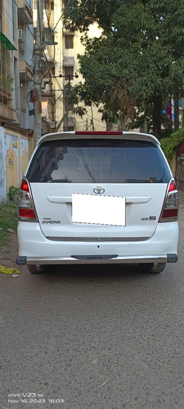 https://images10.gaadi.com/usedcar_image/3675652/original/processed_img2916191__used_car_2916191_1700206108.jpg?imwidth=6401