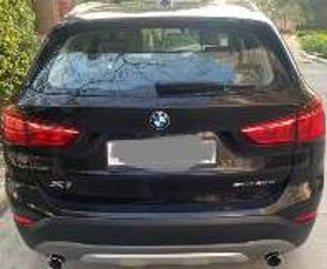 https://images10.gaadi.com/usedcar_image/3675658/original/processed_ab836568-8b1d-4366-927a-4b864865c8ad.jpg?imwidth=6401