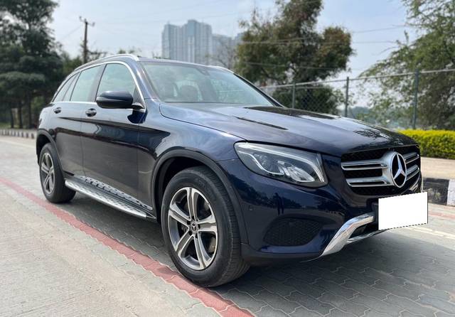 https://images10.gaadi.com/usedcar_image/3675689/original/processed_img2916216__used_car_2916216_1700207189.jpg?imwidth=6400