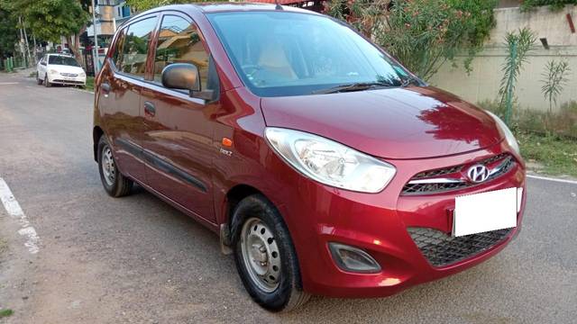 https://images10.gaadi.com/usedcar_image/3675782/original/processed_img2916273__used_car_2916273_1700209502.jpg?imwidth=6400