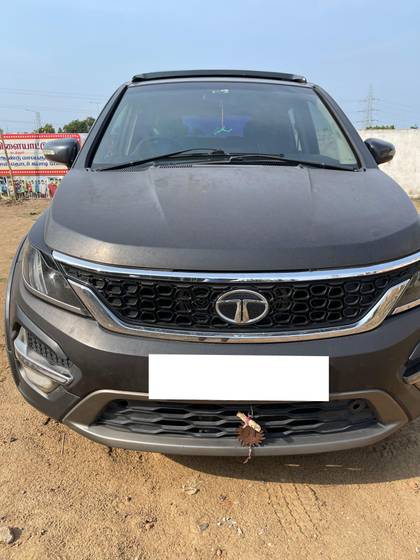 Tata Hexa XM Tata Hexa XM
