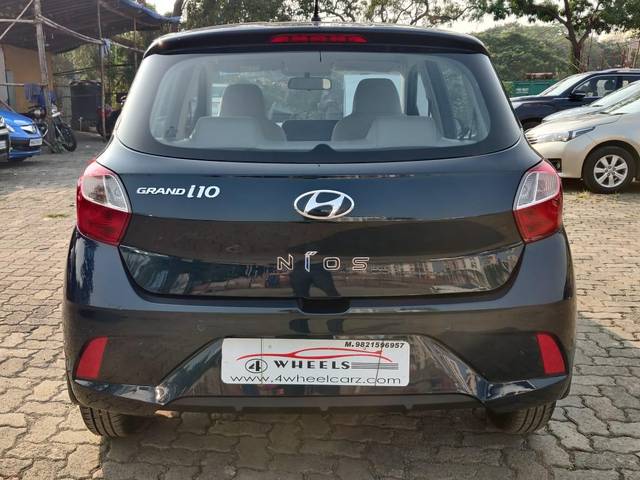 https://images10.gaadi.com/usedcar_image/3675822/original/processed_img2916299__usedcar_whatsappimage2023_11_23at45451pm_1__2916299_1700739735.jpeg?imwidth=6402